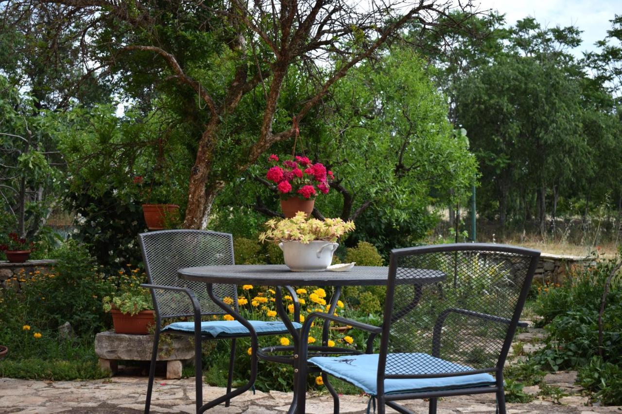 Matanovi Dvori-Krka National Park Hotel โลโซวาซ ภายนอก รูปภาพ